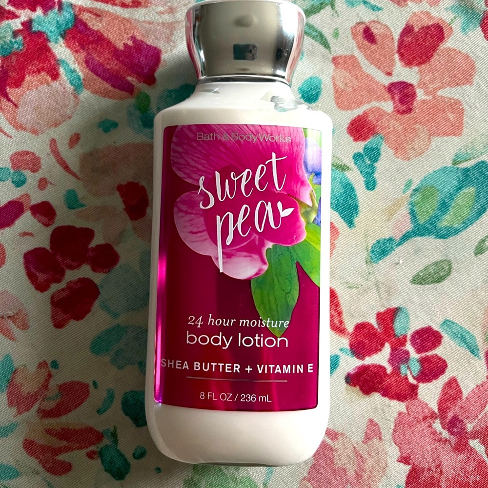 Bath and Body Works Sweet Pea Body Lotion